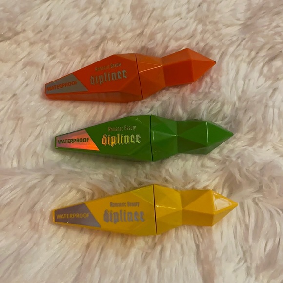 Romantic Beauty Dipliner-Black - Picture 1 of 2